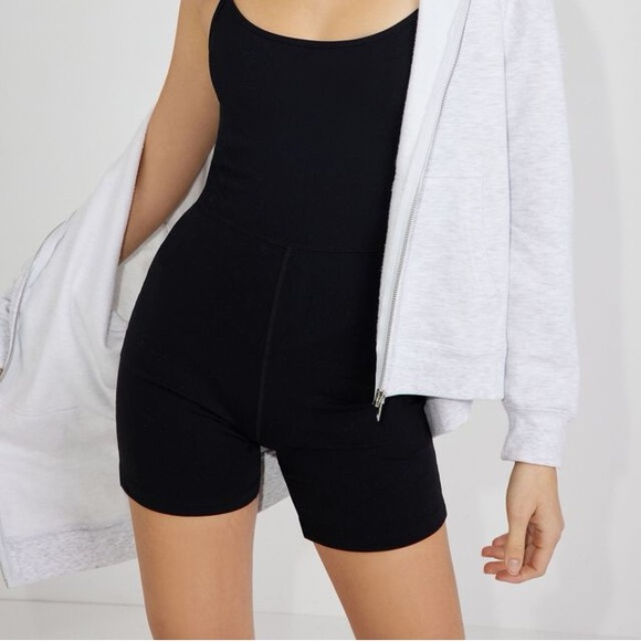 Garage body suit- never worn - Picture 1 of 2